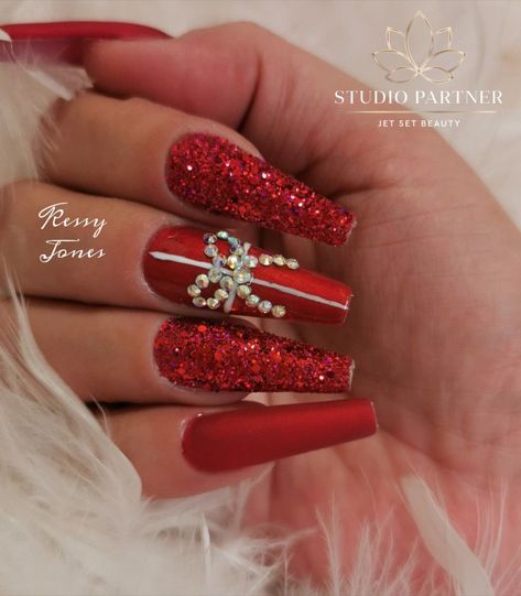 #ChristmasNails #NailArtIdeas #HolidayNails #FestiveNailDesigns #NailInspiration #ChristmasManicure #DIYNailArt #NailArtLovers #NailGoals #WinterNails Nails New Years Red, Christmas Acrylic Nails Glitter, Julnaglar Glitter, Xmas Nails Acrylic Red, Christmas Nails Jewels, Christmas Nails Diamonds, Christmas Nails With Rhinestones Bling, Red Nails Jewels, Red Acrylic Nails Coffin Christmas