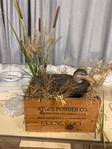 Swamp Themed Table Centerpieces, Duck Hunter Grooms Table, Duck Hunting Theme Rehearsal Dinner, Grooms Table Duck Hunting, Duck Hunting Party Decorations, Wildlife Theme Party, Hunting Theme Table Decorations, Duck Hunting Centerpieces, Hunting Theme Rehearsal Dinner