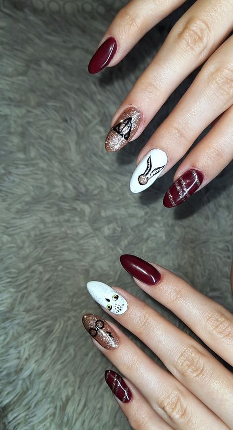 Harry Potter Nail Art, Harry Potter Nails, Harry Potter Gryffindor, Nail Art Inspiration, Cute Acrylic Nails, Halloween Nails, Acrylic Nails, Harry Potter, Nail Designs