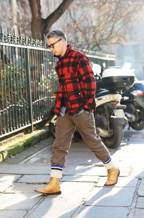 Die, Workwear! - The Much Maligned Cargo Pant Shacket Street Style, Mens Fashion Rugged, White Socks, Sharp Dressed Man, Heritage Fashion, Mens Winter Fashion, Well Dressed Men, Cargo Pant, 가을 패션