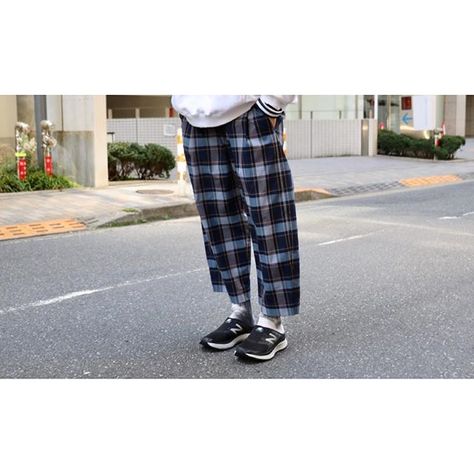 Hasan (@h.a.san11) • Instagram photos and videos Flannel Pants Outfit, Physical Appearance, Plaid Trousers, Pants Y2k, Flannel Pants, Y2k Baby Tee, Fig Leaves, Long Trousers, Cargo Skirt