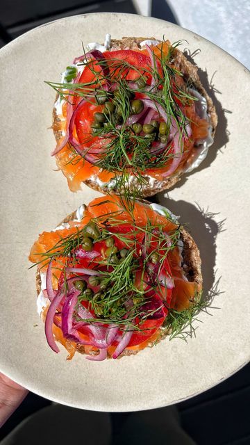 Courage Bagels, Lox Toast, Savory Bowls, Salmon Gravlax Recipe, Loaded Bagel, Loaded Toast, Bagel Lox, Gravlax Recipe, Lox Bagel