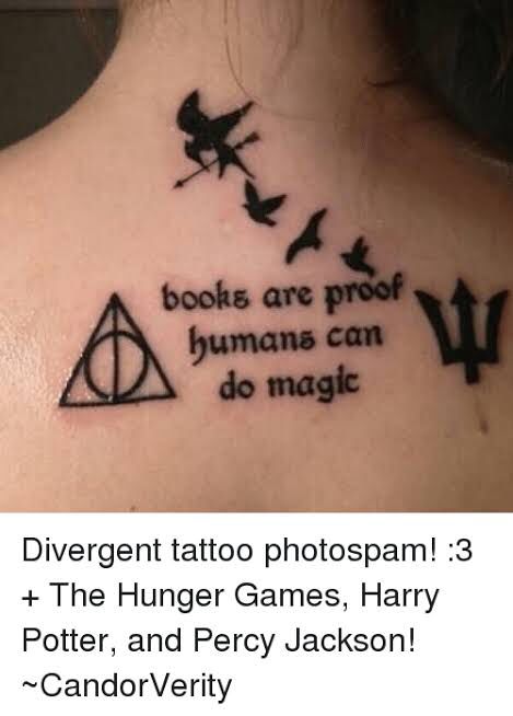 Tatuagem Percy Jackson, Harry Potter And Percy Jackson, Hunger Games Harry Potter, Divergent Tattoo, Divergent Memes, Fandom Quotes, Harry Potter Tattoos, Harry Potter Jokes, Hygge Home