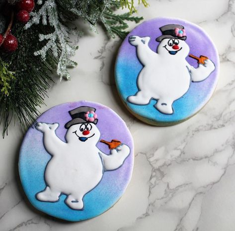 Spatafora's Sweets on Instagram: “🎶 Frosty the snowman was a jolly happy soul... I loved making these cookies for a sweet little boy who loves Frosty!! ⛄️…” Frosty The Snowman Cookies Decorated, Frosty The Snowman Cookies, Frosty Snowman, Mouse A Cookie, Christ Artwork, Snowman Cookies, Jesus Christ Artwork, Frosty The Snowman, Sugar Lips