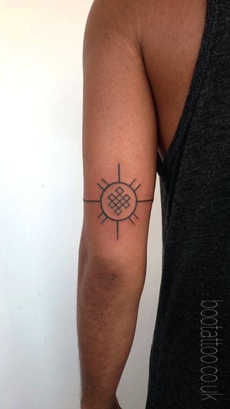 Buddhist endless knot inside a Hopi sun design. From India to America with love. Endless Knot Tattoo Design, Endless Knot Tattoo, Knot Tattoo Design, Calf Tattoo Men, Endless Knot, Knot Tattoo, Sun Design, Calf Tattoo, Sun Designs