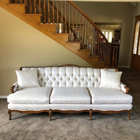 French Provincial Couch, Velvet Couch Living Room, French Provincial Sofa, Antique Couch, Floral Couch, Vintage Settee, Tufted Couch, Love Seats, Wooden Trim