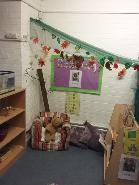 Reception Classroom, Woodland Animals Theme, Nursery Book, Book Corner, Winter Woodland, Book Corners, Woodland Animal, Animal Theme, Woodland Animals