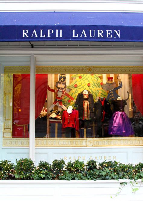 Ralph Lauren Holiday Window Display 2013 || Sarah Jane Theater Illustration, Christmas Window Display Retail, Nutcracker Display, Nutcrackers Display, Winter Window Display, Ralph Lauren Holiday, Ralph Lauren Christmas, Christmas Tree Village Display, Holiday Window Display