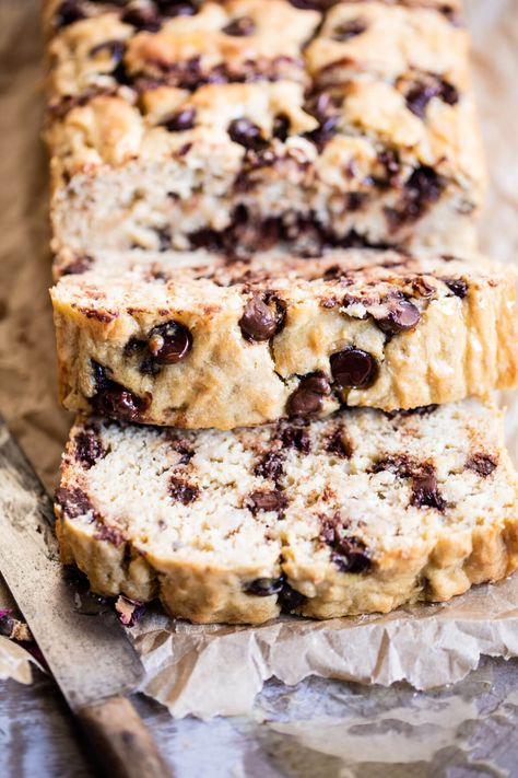 Nourishing 7 Ingredient Chocolate Chip Ricotta Banana Bread | halfbakedharvest.com @hbharvest Half Baked Harvest Recipes, Healthy Banana Bread, Harvest Recipes, Pastry Flour, Half Baked, Ripe Bananas, Banana Bread Recipe, Half Baked Harvest, Banana Healthy