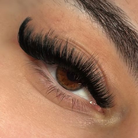 Your next lash inspo pic ✨💫 Set Details: → ‘Baddie’ Set → Extreme Cat Eye Style Book your luxury lashes today, link in bio 🔗 #lashes #lashextensions #lashartist #rousehilllashes Russian Eyelash Extensions, Lash Lounge, Cat Eye Lash, Luxury Lashes, Lash Artist, Fashion Books, Lash Extensions, Eyelash Extensions, Cat Eye