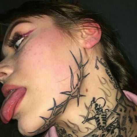 Tattoo On Jawline, Goth Face Tattoo, Chest Neck Tattoo, Small Face Tattoos, Nose Tattoo, Face Tats, Shelf Light, Tattoo Maker, Forarm Tattoos