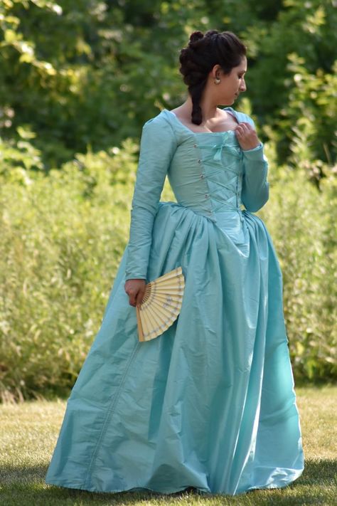 Eliza Schuyler Dress Hamilton Costume Eliza Hamilton | Etsy Queen Charlotte Dress, Gown Queen, Hamilton Costume, Eliza Hamilton, Eliza Schuyler, Wedding Dress Costume, Scottish Dress, 18th Century Dress, Charlotte Dress