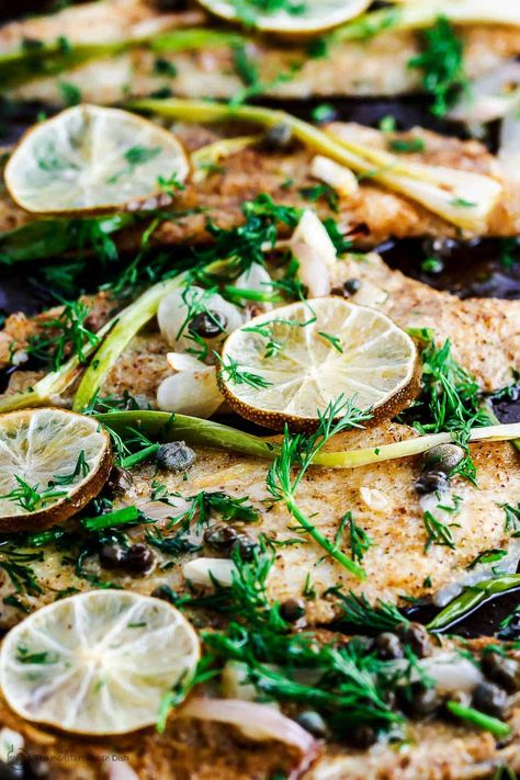 BEST baked fish recipe ever! You'll love the lemony sauce and capers. And it bakes in 15 minutes! #bakedfish #mediterraneandiet #fish #fishrecipe #mediterraneanfood #mediterraneanrecipes #seafood Sole Fillet Recipes, Baked Sole, Sole Recipes, Seafood Meals, Fish Recipes Baked, The Mediterranean Dish, Fish Recipes Healthy, Lime Sauce, Healthy Fish