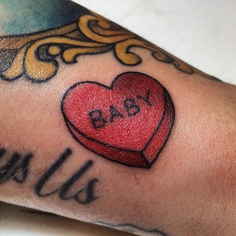 Traditional Candy Heart Tattoo, Heart Tattoo Black And White, Heart Tattoo Black, Candy Heart Tattoo, Traditional Heart Tattoos, Candy Tattoo, Couple Tattoos Love, Horror Tattoos, Tattoo Black And White