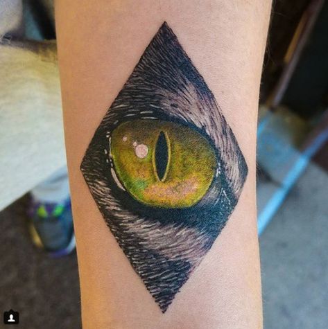 24 Best Cat Eye Tattoo Designs | The Paws Cat Eyes Tattoo, Cat Eye Tattoo, Cute Cat Tattoos, Cat Tattoos Ideas, Cat Eye Tattoos, Mac Miller Tattoos, Cheshire Cat Tattoo, Cute Cat Tattoo, C Tattoo