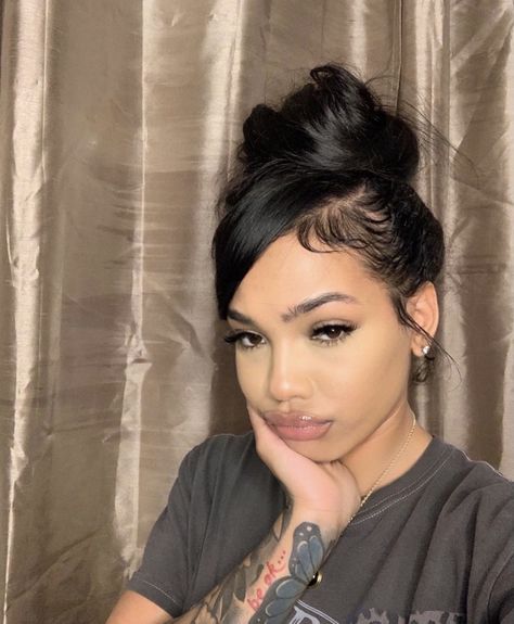 Slicked Back Hair, Hair Stylies, Work Hairstyles, Hair Ponytail Styles, Hair Laid, Hair Stylist Life, Ponytail Styles, Sleek Hairstyles, Baddie Hairstyles