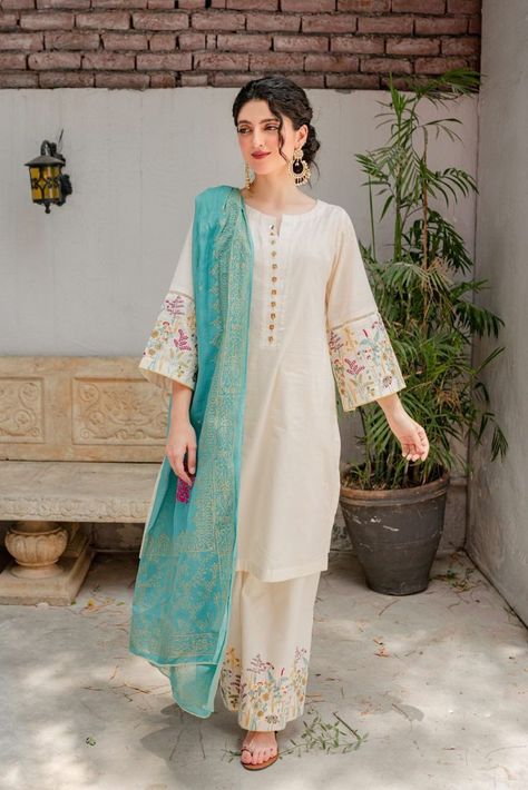 Plain Suits, Minimal Traditional, Designs Clothes, Shirt Trouser, Pakistani Fashion Casual, Pakistani Dresses Casual, Pakistani Fashion Party Wear, Salwar Kamiz, Beautiful Pakistani Dresses