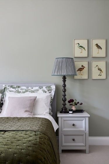 Blue Kawaii Room, Beth Dadswell, Farrow And Ball Blue Gray, Imperfect Interiors, Cool Color Combinations, Bedroom Plan, Lamp Room, Townhouse Interior, Classy Bedroom