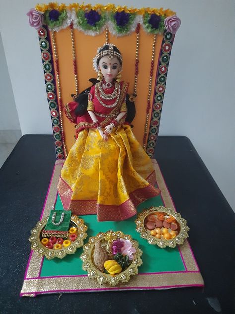 Our tradition and customs are follwed in different ways. The doll represents the important and special occasion i.e a girl entering into her next phase of her life. Thermocol Design, Engagement Plates, Puberty Function, Cardboard Decorations, Indian Baby Shower Decorations, Wedding Card Craft, Saree Function, Quilling Dolls, Decorate Wedding