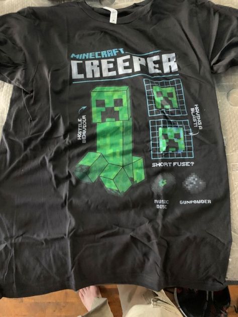 Minecraft Clothes Aesthetic, Silly Clothes, Silly Shirt, Selling Clothes, Swaggy Outfits, Creepers, Dream Clothes, Long Sleeve Sweatshirts, Aesthetic Clothes