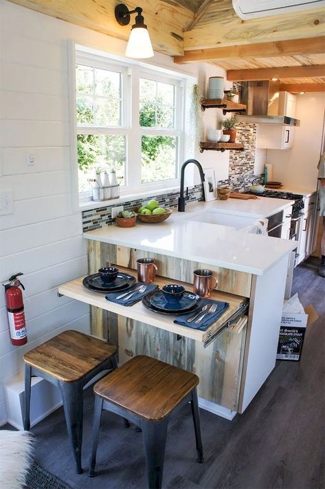 Tiny House Kitchen Storage, Model Dapur, Tiny House Interior Design, Decor Ikea, Tiny House Kitchen, Big Kitchen, Tiny Spaces, House Design Kitchen, Tiny House Interior