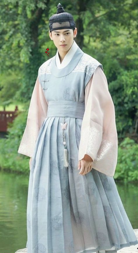 Korean Costume Traditional Clothes, Korean Historical Fashion, Ancient Korean Clothing, Hanbok Male, Traditional Korean Clothing, Traditional Asian Clothing, Hanbok Traditional, Korean Traditional Clothing, Korean Traditional Dress