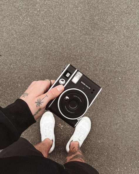 #polaroid #polaroidcamera #film #camera #photography #vibey Instax Mini 40, Film Camera Photography, Polaroid Camera, Instax Mini, Film Camera, Camera Photography, Film, Photography