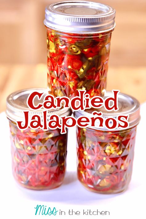 Candied Jalapeños are a sweet and spicy pickled jalapeños that are really simple to make. A tasty addition to burgers, sandwiches and your favorite Mexican dishes. Jalepeno Pepper Uses, Canned Peppers, Pickled Jalapeno Recipe, Preserving Vegetables, Candied Jalapenos, Cowboy Candy, Jalapeño Peppers, Red Jalapeno, Roasted Jalapeno