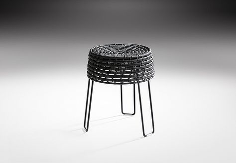 Zulu Mama Stool, Designed by Haldane Martin, Photo Micky Hoyle | Flickr - Photo Sharing! Mola Side Table, Three Legged Stool, Private Club, Cafe Chairs, Zulu, Weaving Techniques, Side Table, Furniture, Home Decor