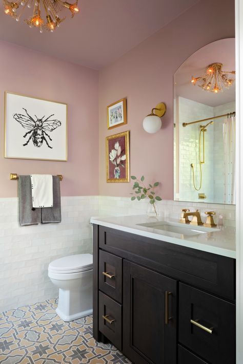 Bohemian Modern Pink Bathroom Mauve Bathroom, Pink Tile Bathroom, Pink Bathroom Decor, Bathroom Paint Colors, Bohemian Modern, Downstairs Bathroom, Bathroom Inspiration Decor, Upstairs Bathrooms, Girls Bathroom