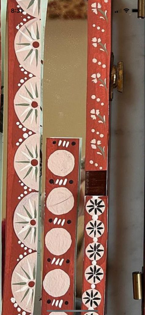 Painted Borders Designs, Pattern Painted Furniture, Painted Door Edge, Painting Around Door Frame, Decorative Trim Moldings, Mirror Border Painting, Painted Borders On Walls, Hand Painted Doors, Hand Painted Door Frame