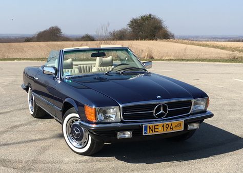 Mercedes R107 350 SL 1976 Mercedes 350 Sl, Mercedes R107 Sl, 70s Mercedes, Mercedes 450 Sl, Slammed Mercedes, Mercedes 280 Sl, Porsche Roadster, Mercedes 350, Mercedes Convertible