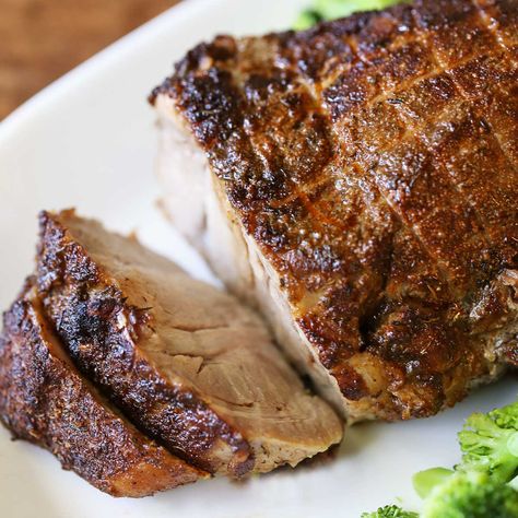 Boneless Center Cut Pork Roast, Center Cut Pork Roast, Easy Pork Roast, Pork Roast Recipes Oven, Easy Oven Recipes, Boneless Pork Roast, Pork Roast In Oven, Cut Recipe, Oven Recipe