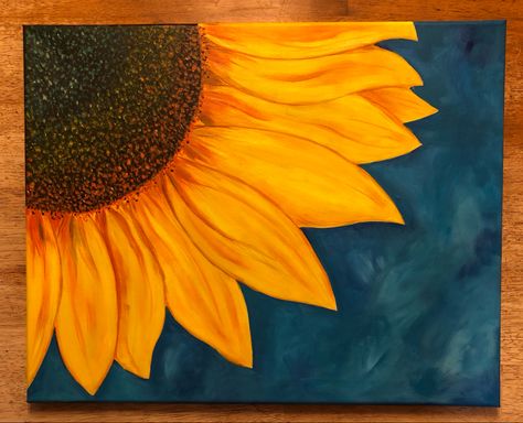 Sunflower Simple Painting, Sunflower Pastel Art, Half Sunflower Painting, Half Flower Painting, Sunflower Painting Acrylic Easy, Sunflower Acrylic Painting, Sunflower Acrylic, Painting Background, Crochet Pig