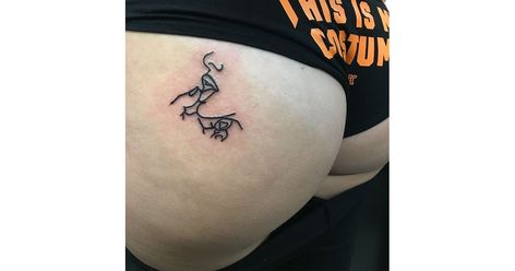 Glute Tattoo, Buttcheek Tattoo Women, Pelo Chocolate, Bum Tattoo, Rose Tattoos For Women, Mom Tattoo Designs, Galaxy Tattoo, Small Arm Tattoos