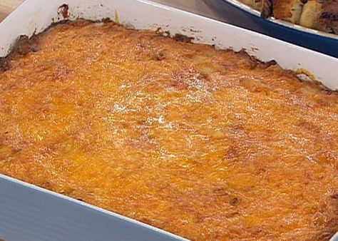 Emeril Lagasse - Twice Baked Potato Casserole Alabama Sweet Cake, Twice Baked Potato Casserole Recipe, Twice Baked Potato Casserole, Twice Baked Potato, Twice Baked Potatoes Casserole, Baked Potato Casserole, Emeril Lagasse, Creamed Potatoes, Potatoe Casserole Recipes