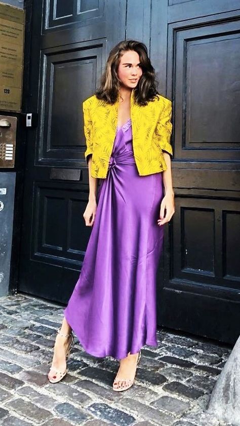 These 14 Yolo Outfits Have Inspired Me to Break More Fashion Rules Purple Contrast Color Combinations Dress, Yellow Purple Outfit, Complimentary Colors Outfits, Purple Yellow Outfit, Yellow And Purple Outfit, Purple And Yellow Outfit, Contrasting Outfits, Purple And Yellow Dress, Bright Color Outfits