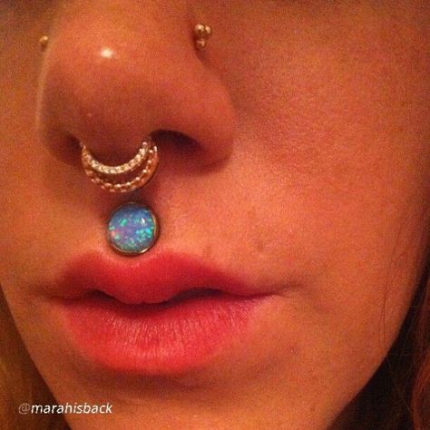 Double Nostril Piercing, Rhino Piercing, Lip Piercings, Medusa Piercing, Cool Piercings, Dermal Piercing, Facial Piercings, Piercings Unique, Hot Damn