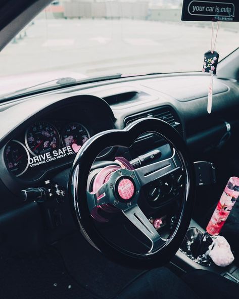 Miata Aesthetic, Kawaii Cars, Sanrio Car, Miata Car, Pink Car Accessories, Girly Car Accessories, Car Deco, Cool Car Accessories, Luxury Car Interior