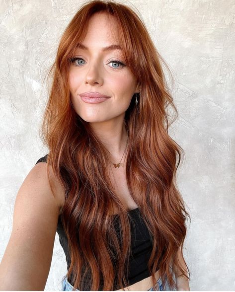 Sarah Beeston, Red Era, Red Hair Inspo, Ginger Hair Color, Romantic Hairstyles, Hairstyles For Layered Hair, Copper Hair Color, Long Red Hair, Auburn Hair