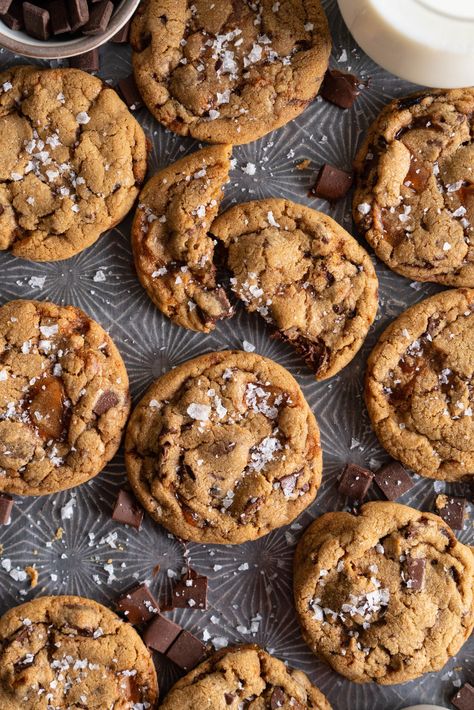 Brown Butter Salted Caramel Chocolate Chunk Cookies. Regular pantry staples are elevated to another level to give this cookie a 'fancy with only a little more effort' vibe. Brown butter is stirred in with toasty muscovado sugar to form a perfect cookie dough, and then hard caramel shards and chocolate chunks are folded in to give the perfect amount of chocolate and caramel per bite. Finished with flaky sea salt, this is a super easy yet satisfying baking recipe. #saltedcaramelcookie #chocolatech Caramel Baking Chips Recipes, Choco Chunk Cookies, Salted Brown Butter Chocolate Chip, Elevated Chocolate Chip Cookies, Fancy Chocolate Chip Cookies, Sea Salt Caramel Cookies, Caramel Shards, Salted Cookies, Salted Caramel Chocolate Chip Cookies