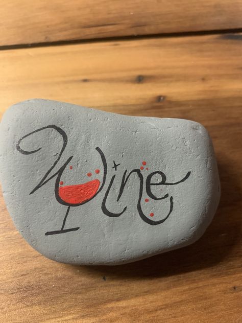 Painted Rock Animals, Diy Rock Art, Wine Painting, Stone Art Painting, Painted Rocks Kids, Painting Ideas Easy, Painted Rocks Craft, Happy Stones, Painted Rock Ideas