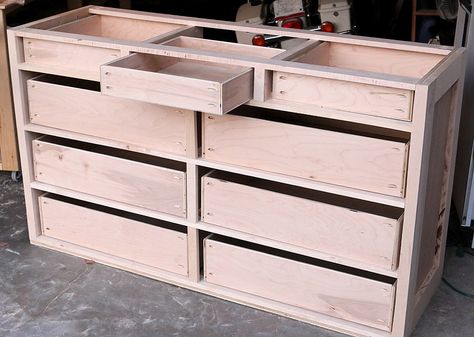 How to build dresser drawers Build Dresser, Build A Dresser, Diy Dresser Build, Diy Chest Of Drawers, Diy Dresser Drawers, Diy Dresser Plans, Pallet Deck Diy, Simple Dresser, Dresser Plans