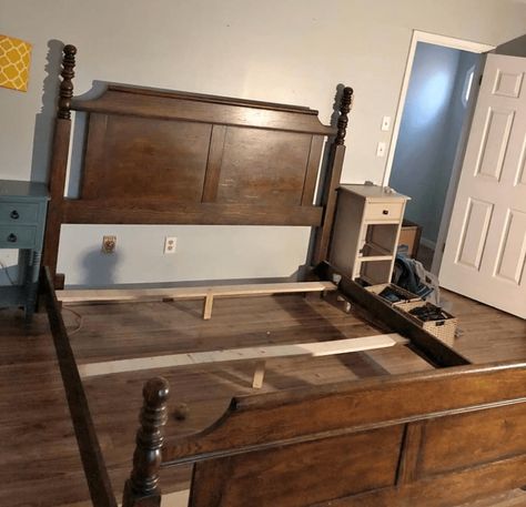 Refinishing Wood Bed Frame, Redo Bed Frame, Pine Bed Makeover, Wooden Vintage Bed, Refinish Bed Frame, Refinished Headboard Wood, Bed Frame Makeover Wood, Wood Bed Frame Makeover, Refurbished Bed Frame