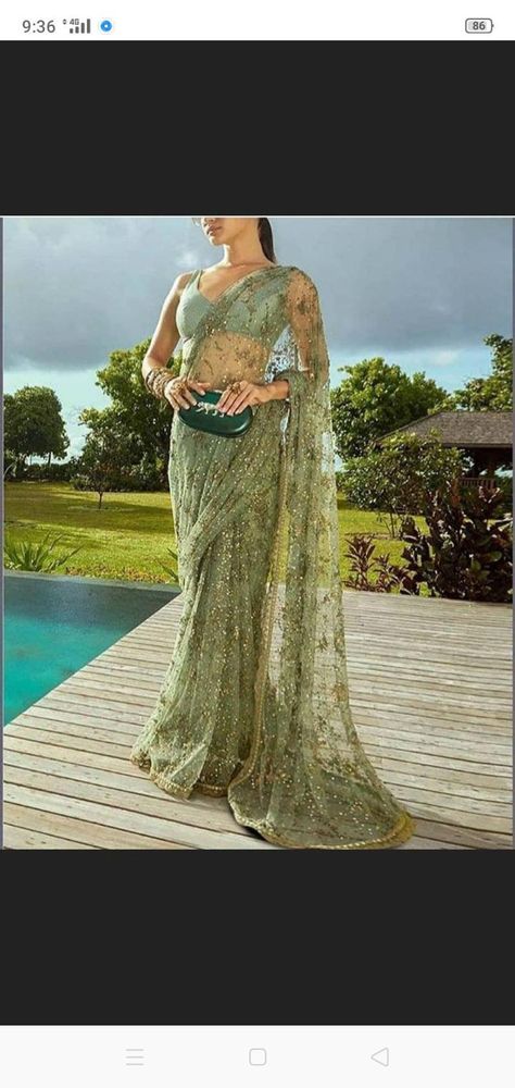 Sabyasachi Designer, Bollywood Designer Sarees, Sabyasachi Sarees, Indian Designer Sarees, Party Wear Saree, Indian Sarees Online, Green Saree, Net Saree, Trendy Sarees