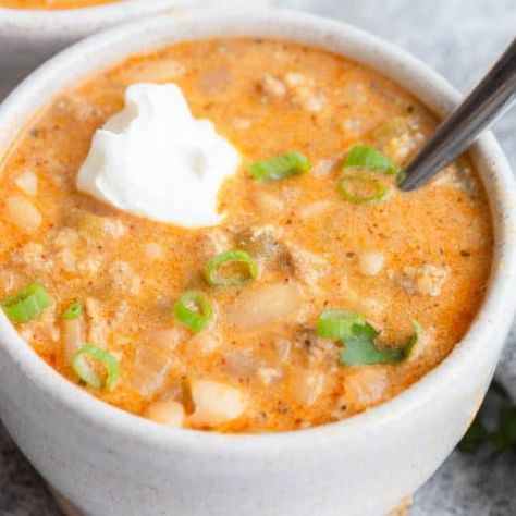 Creamy White Turkey Chili - greens & chocolate Creamy Turkey Chili, Ground Turkey White Bean Soup, White Ground Turkey Chili, Turkey Chili White, White Turkey Chili Recipe, Black Bean Pumpkin Chili, White Turkey Chili, White Bean Turkey Chili, White Chili Recipe