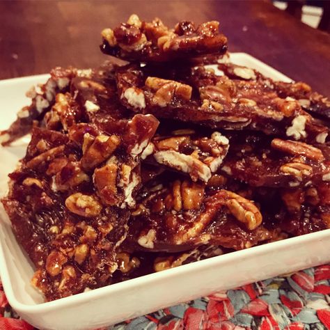 IMG_7179 Bacon Brittle Recipe, Pecan Brittle Recipe, Homemade Caramel Candy, Pecan Brittle, Cashew Brittle, Bourbon Bacon, Brittle Recipes, Christmas Baking Recipes, Gluten Free Thanksgiving