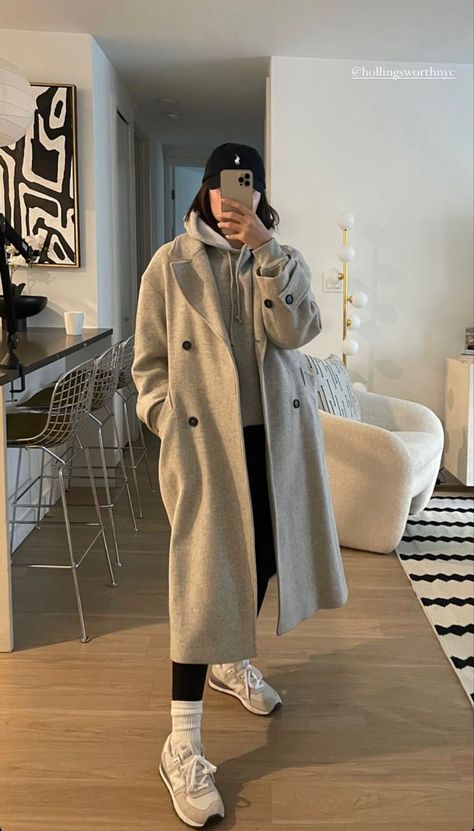 Relaxed Fashion, Japan Outfits, Sneaker Outfits, Corporate Fashion, Winter Fashion Outfits Casual, Cold Outfits, Athleisure Outfits, Hoodie Outfit, Cold Weather Outfits