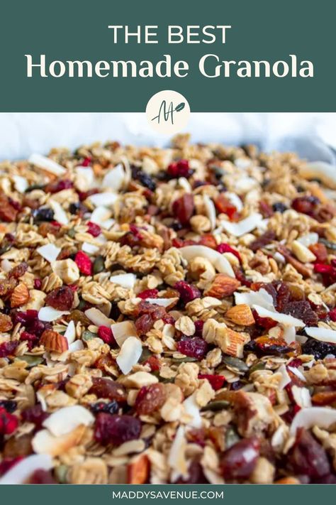 Homemade Granola With Coconut, Best Homemade Granola, Healthy Homemade Granola Recipe, Healthy Homemade Granola, Homemade Granola Recipe, Homemade Granola Healthy, Granola Recipe Healthy, Best Granola, Nut Granola