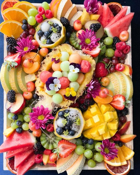 Summer loving ☀️ . . . . . #summerfruit #fruit #fruitboard #fruitsalad #grazing #grazingboard #platters #grazingplatter #color #foodstyling #create #foodstagram #plated #eatcolorful #delicious #heresmyfood #fruitplatter #taste #yum #eatprettythings #throwback #eatpretty #feastandfloral Summer Fruit Platter, Veg Platter, Fruit Platter Designs, Eat Pretty, Summer Loving, Fruit Arrangements, Brunch Menu, Colorful Fruit, Fruit Platter